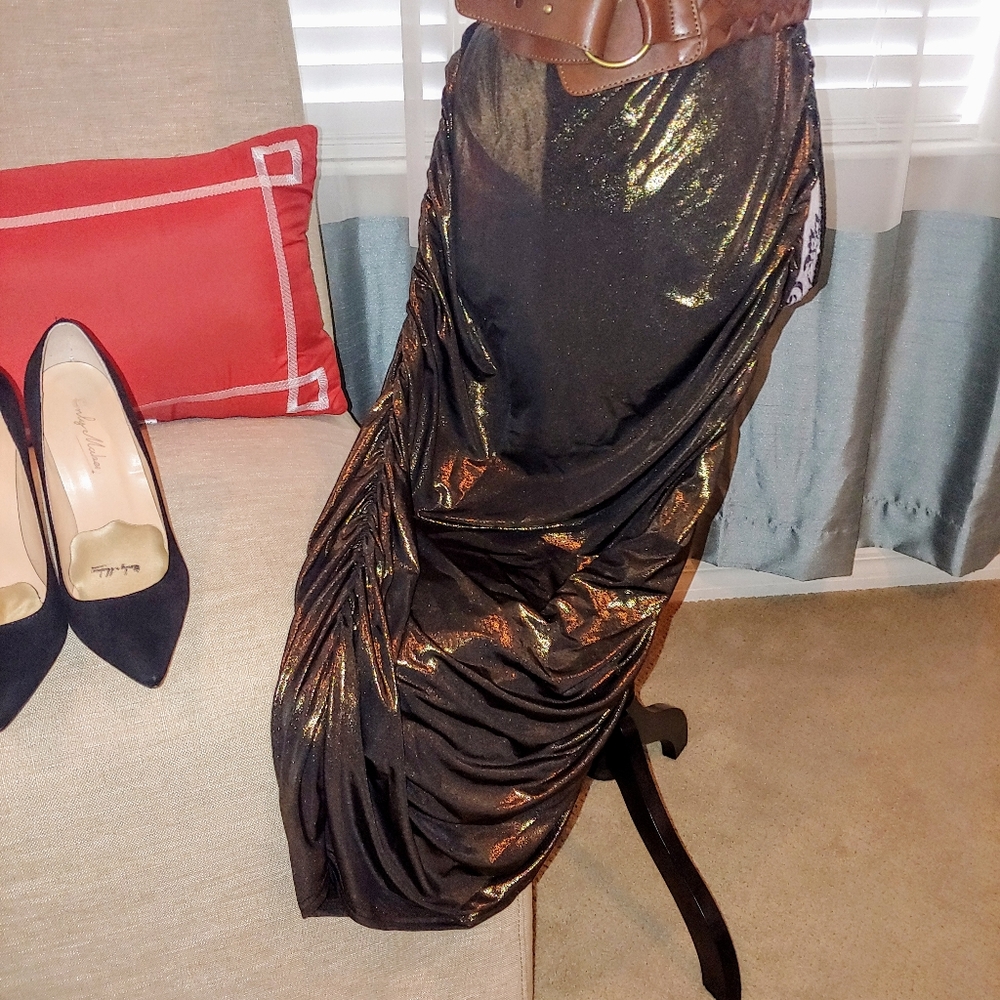 Olive liquid metallic skirt New size 8 - Picture 3 of 9